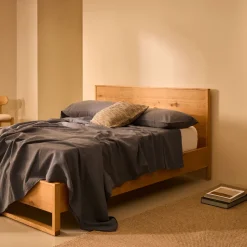 Bed Alguema Eiken