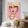 Wandkleed She Wears Prada in maat en frame naar keuze
